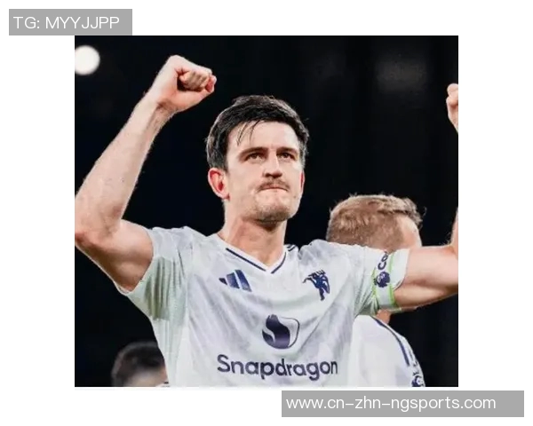 罗马诺罕见长文力挺马奎尔鼓励他勇敢追梦不惧世人指责