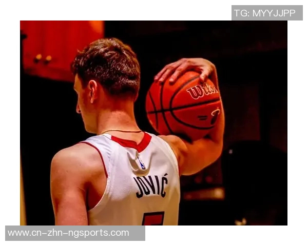 斯波称赞约维奇赛季初表现波动现在终于展现出真正实力与价值